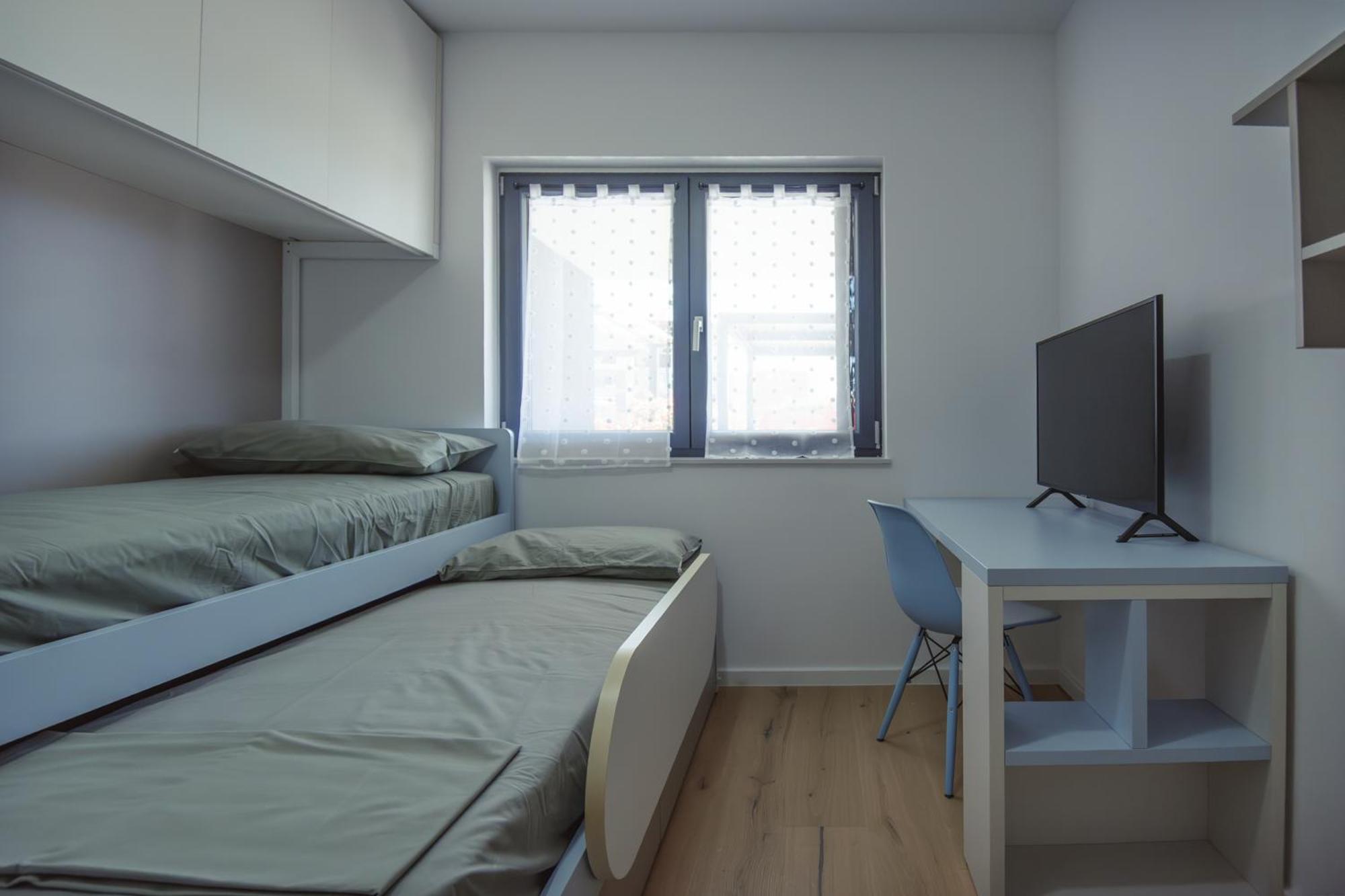 Aurora Apartment *